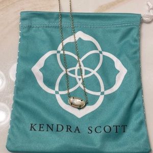 Kendra Scott mother of pearl necklace